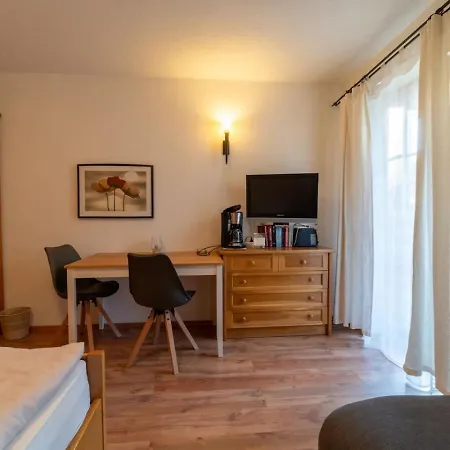 Schoenes 1 Zimmer, Sauna, Nationalpark, Free Parking Nyaraló