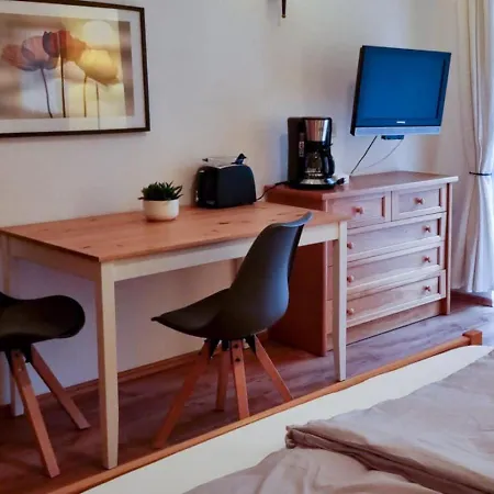 Schoenes 1 Zimmer, Sauna, Nationalpark, Free Parking Nyaraló *