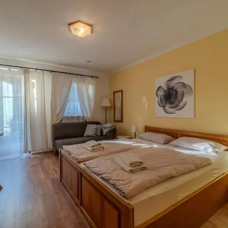 Schoenes 1 Zimmer, Sauna, Nationalpark, Free Parking بيت للعطل *